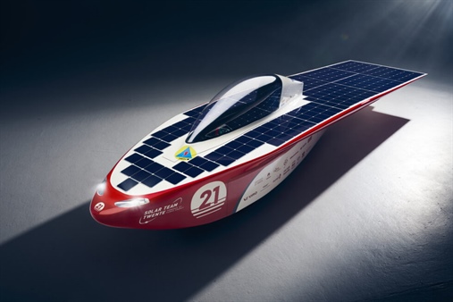 Solar Team Twente onthult radicaal nieuwe zonneauto: “hele aandrijflijn herzien”